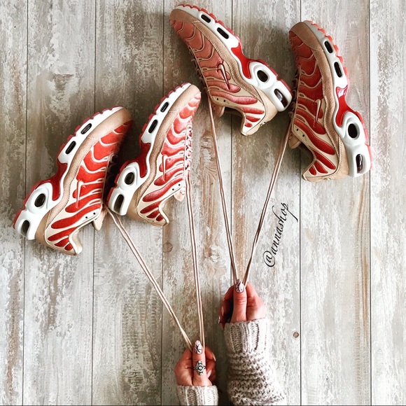 NWT Nike Air Max Plus LX velvet - Picture 4 of 8